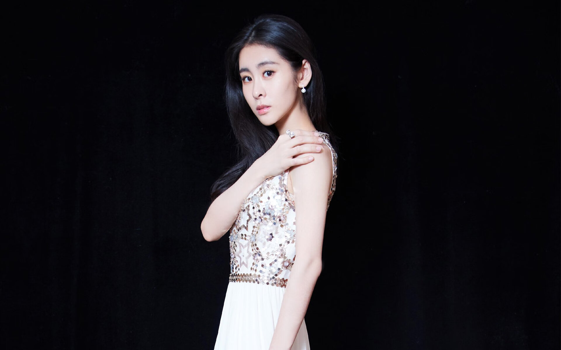 华体会app安装-中国篮球运动员团队协作能力培养，篮球队团队培育方案