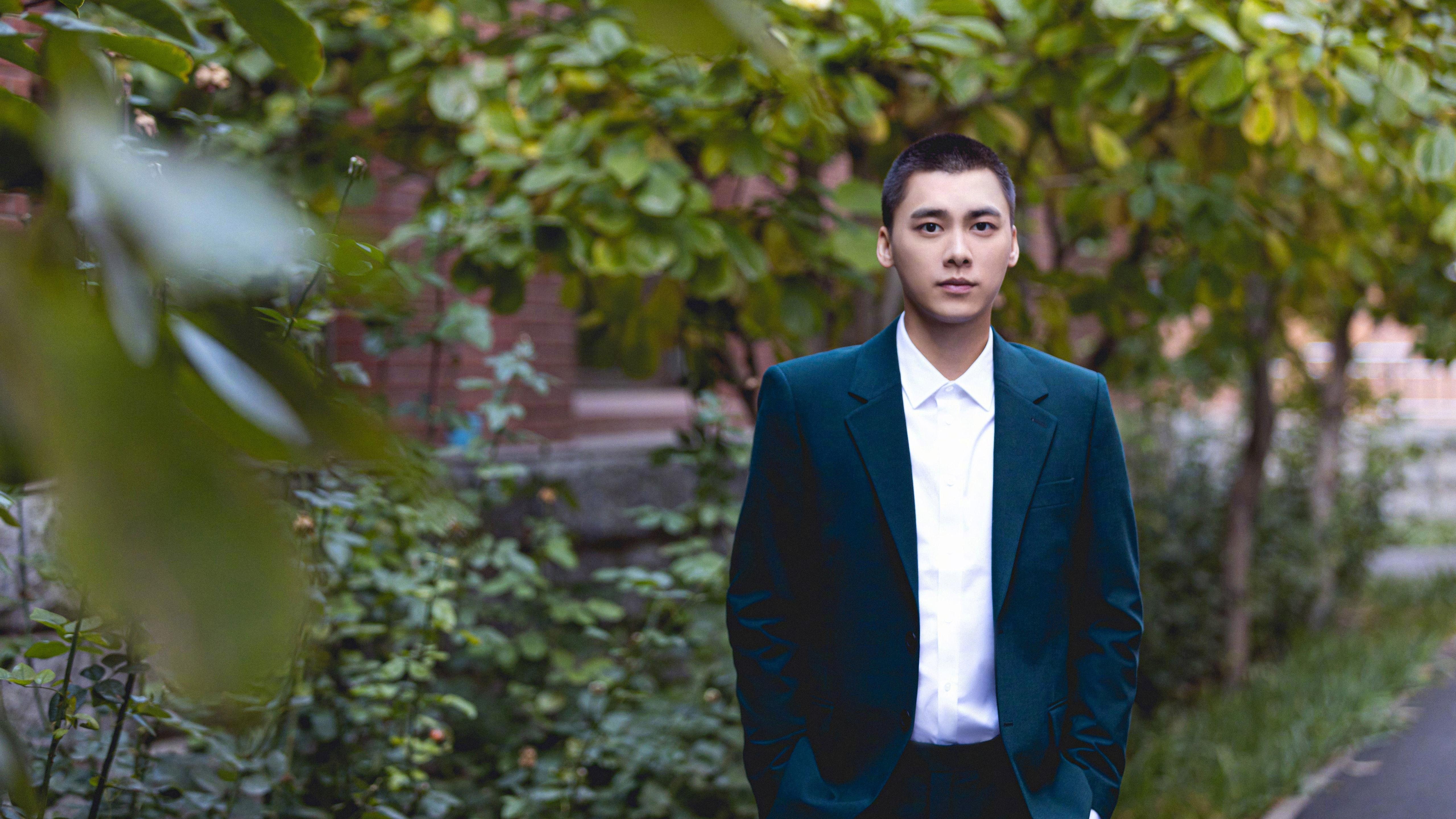 中国男足在巴黎奥运会比赛中以2-0战胜新西兰，中国男足晋级奥运会