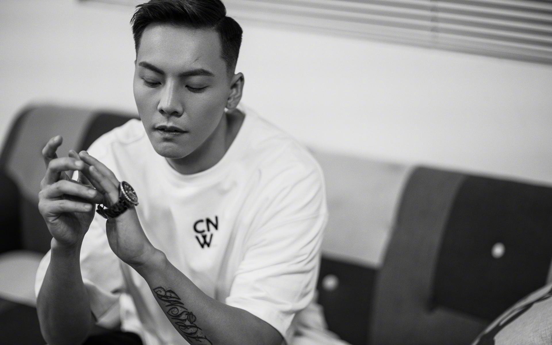 伊朗马术协会授予阿里·巴赫蒂亚里“年度最佳障碍赛骑手”称号。