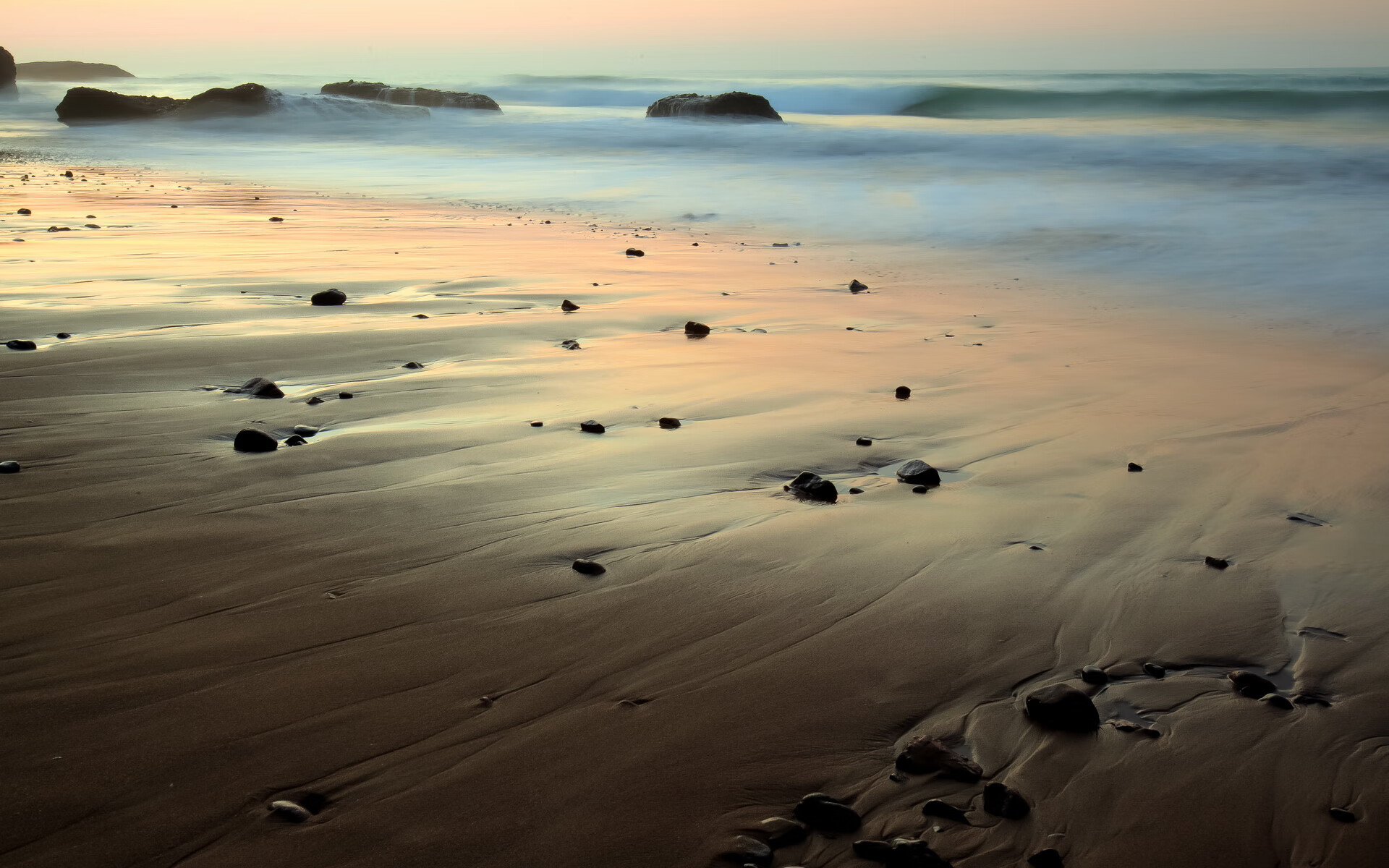 英超最后冲刺：悬念激烈，冠军花落谁家？，英超最后几名降级