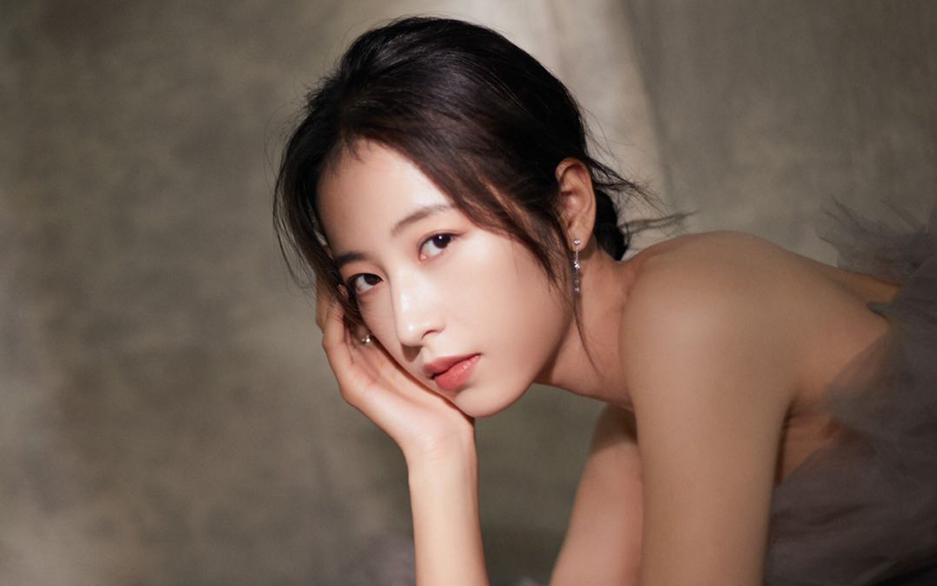 鹈鹕小将首次登场贡献全场最高得分，鹈鹕队小前锋